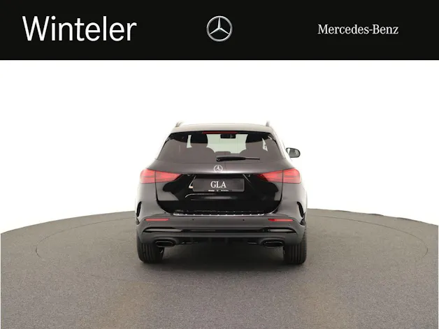 Mercedes-Benz GLA 200 Night Star 7G-D