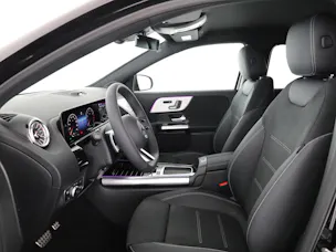 Mercedes-Benz GLA 200 Night Star 7G-D