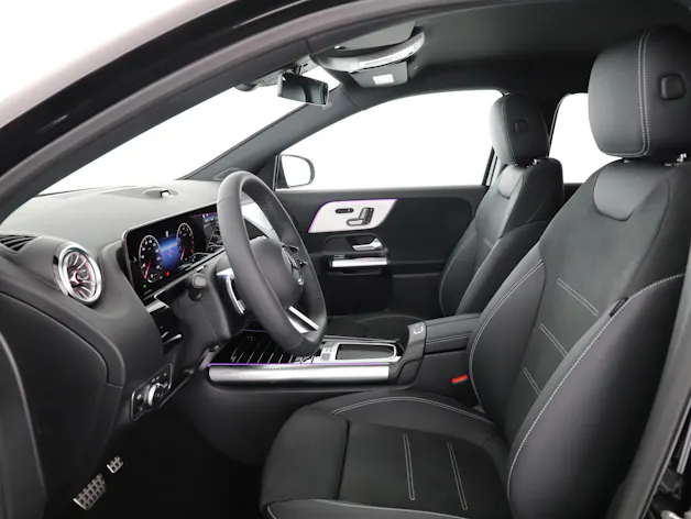 Mercedes-Benz GLA 200 Night Star 7G-D
