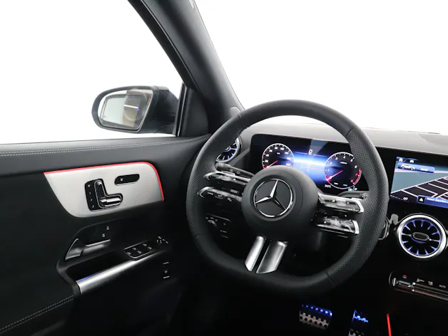 Mercedes-Benz GLA 200 Night Star 7G-D