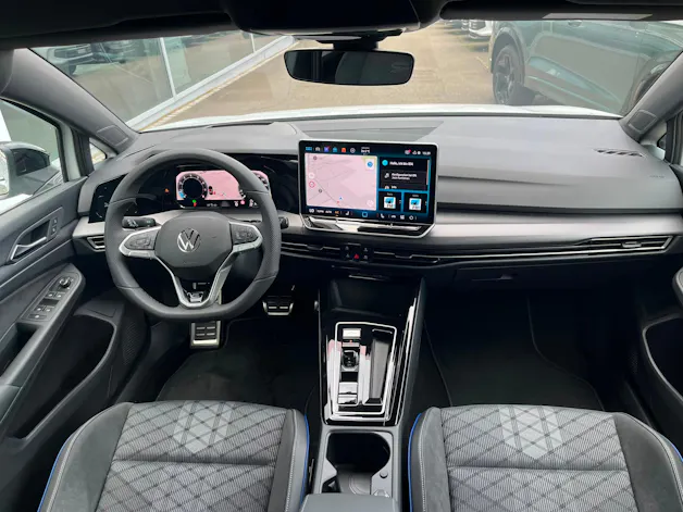 VW Golf 2.0 TSI R-Line DSG 4 Motion