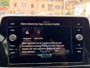 VW T-Roc CABRIOLET 1.5 TSI 150PS R-LINE *** ANHÄNGEKUPPLUNG ***