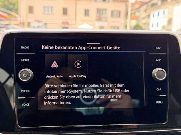 VW T-Roc CABRIOLET 1.5 TSI 150PS R-LINE *** ANHÄNGEKUPPLUNG ***