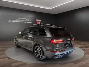 Audi Q7 45 TDI quattro S Line tiptronic