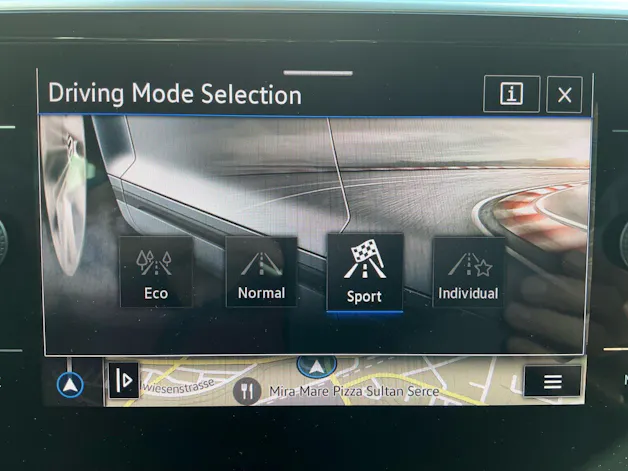 VW T-Roc CABRIOLET 1.5 TSI 150PS R-LINE *** ANHÄNGEKUPPLUNG ***
