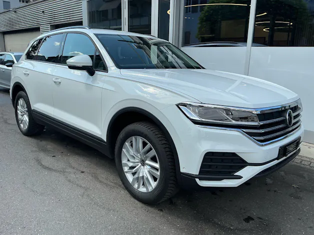 VW Touareg 3.0 TDI 231PS 4MOTION *** INNOVISIONS COCKPIT & ANHÄNGEKUPPLUNG ***