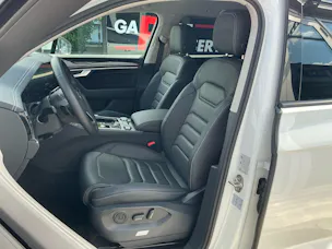 VW Touareg 3.0 TDI 231PS 4MOTION *** INNOVISIONS COCKPIT & ANHÄNGEKUPPLUNG ***