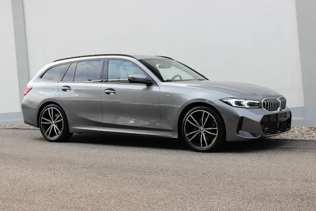 BMW 320d xDrive 48V Touring M SPORTPAKET