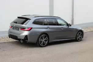 BMW 320d xDrive 48V Touring M SPORTPAKET