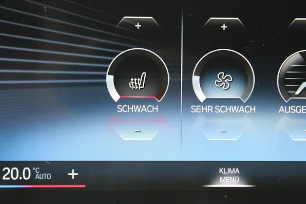 BMW 320d xDrive 48V Touring M SPORTPAKET