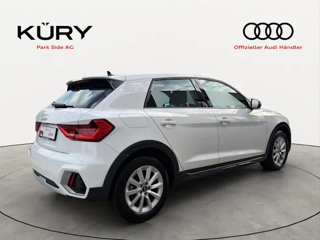 Audi A1 citycarver 30 TFSI Attraction 110PS
