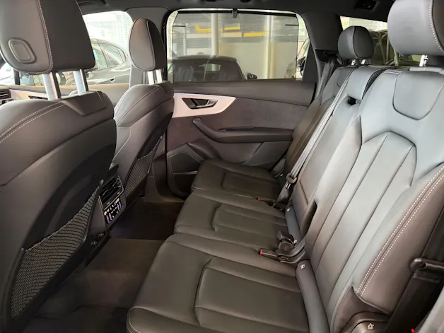 Audi Q7 50 TDI quattro S Line | CH | Garantie & Free Service | AHK | HeadUp | Pano | 22" | NP: 135K |