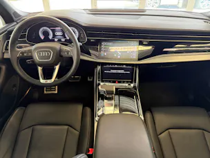 Audi Q7 50 TDI quattro S Line | CH | Garantie & Free Service | AHK | HeadUp | Pano | 22" | NP: 135K |
