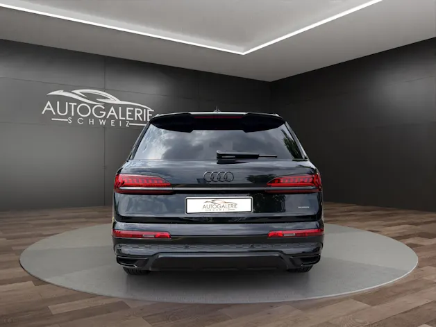 Audi Q7 50 TDI quattro S Line | CH | Garantie & Free Service | AHK | HeadUp | Pano | 22" | NP: 135K |