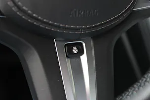 BMW M850i xDrive Gran Coupé *DRAVITGRAU METALLIC*