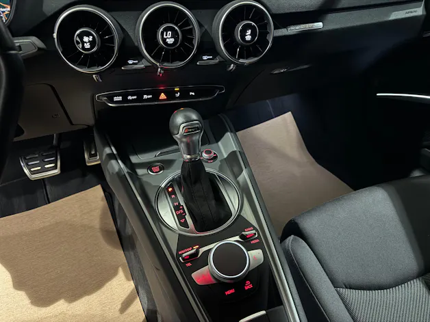 Audi TT Coupé 45 TFSI quattro S-tronic | CH |