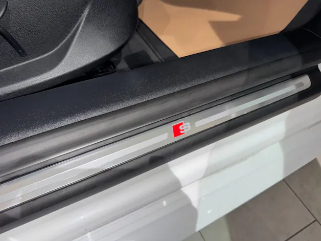 Audi TT Coupé 45 TFSI quattro S-tronic | CH |
