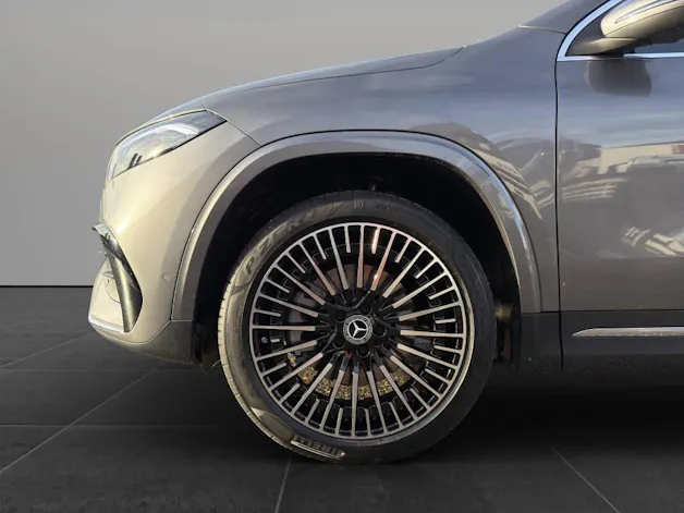 Mercedes-Benz EQA 300 Excellence AMG Line 4matic