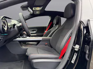 Mercedes-Benz CLA 220 AMG Line 4matic