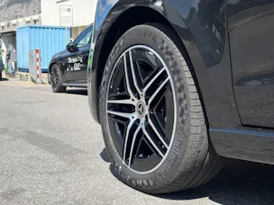 Mercedes-Benz V 300 d Exclusive L SWISS EDITION 4MATIC