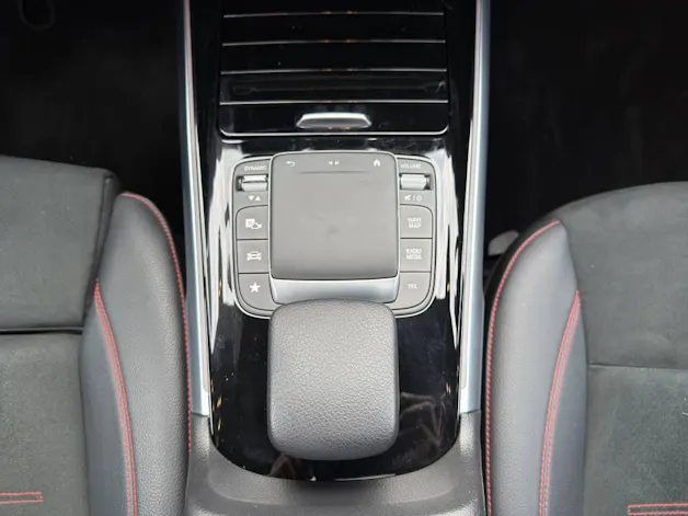 Mercedes-Benz GLB 220 d AMG Line 4matic