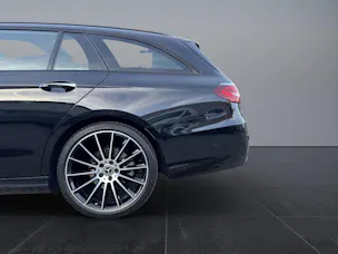 Mercedes-Benz E 220 d 4MATIC