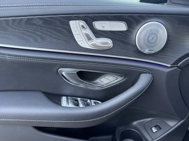Mercedes-Benz E 220 d 4MATIC