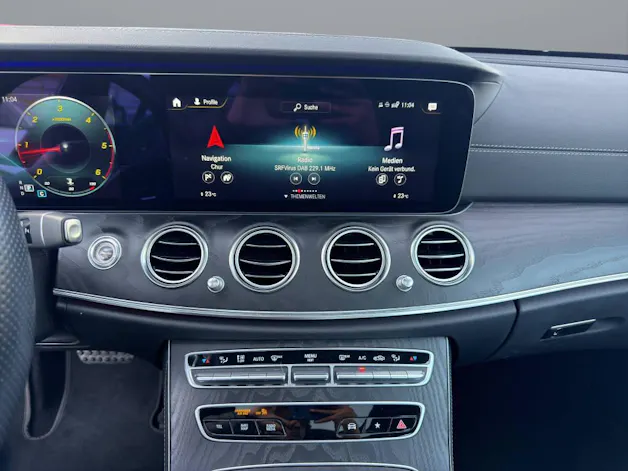 Mercedes-Benz E 220 d 4MATIC