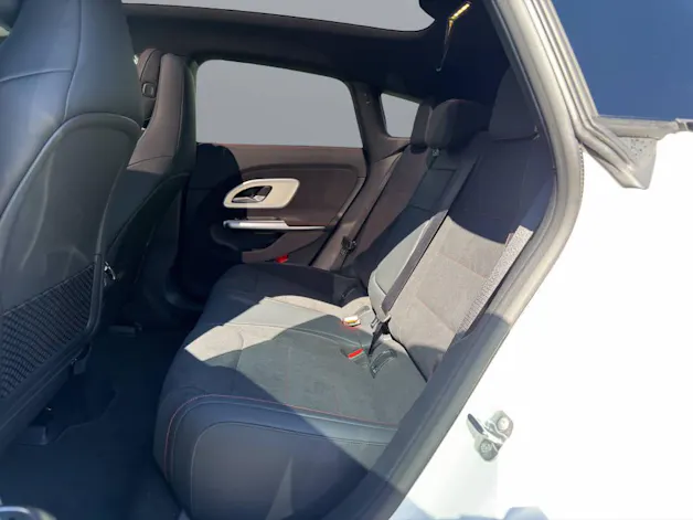 Mercedes-Benz CLA 350 EQ Shooting Brake 4matic