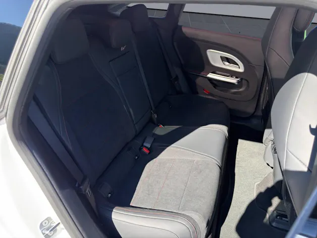 Mercedes-Benz CLA 350 EQ Shooting Brake 4matic