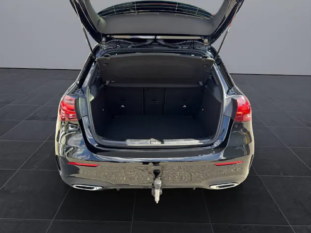 Mercedes-Benz A 220 AMG Line 4m