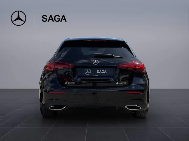 Mercedes-Benz A 220 AMG Line 4m