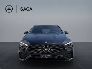 Mercedes-Benz A 220 AMG Line 4m