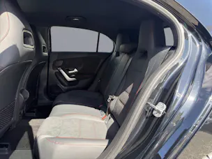 Mercedes-Benz A 220 AMG Line 4m