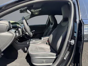 Mercedes-Benz A 220 AMG Line 4m