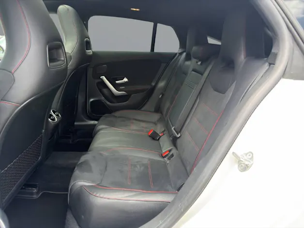 Mercedes-Benz CLA 250 AMG Line 4matic Shooting Brake
