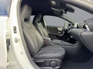 Mercedes-Benz A 220 AMG Line 4matic