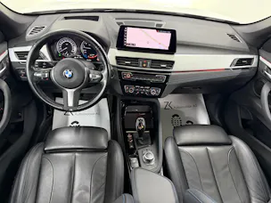 BMW X1 xDrive 20i M Sport Alpinweiss Steptronic ★ RF-Kamera ★ Komfortzugang ★ Head-Up-Display ★ Leder ★ AHK ★