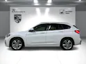 BMW X1 xDrive 20i M Sport Alpinweiss Steptronic ★ RF-Kamera ★ Komfortzugang ★ Head-Up-Display ★ Leder ★ AHK ★