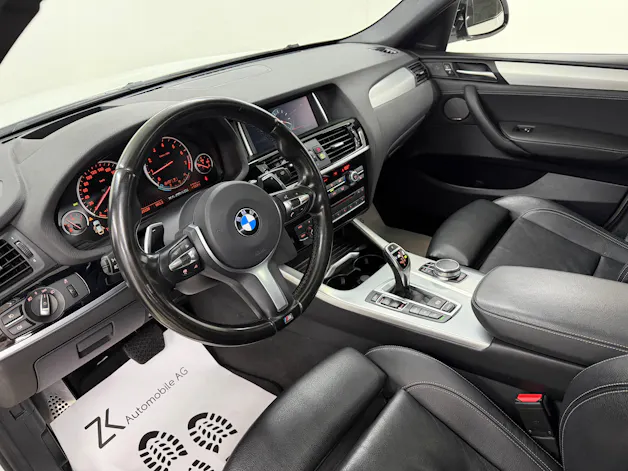 BMW X4 M40i 360PS ALPINWEISS Steptronic / 360° Kamera / Glasdach / Komfortzugang / Leder / Head-Up-Display /