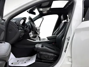 BMW X4 M40i 360PS ALPINWEISS Steptronic / 360° Kamera / Glasdach / Komfortzugang / Leder / Head-Up-Display /