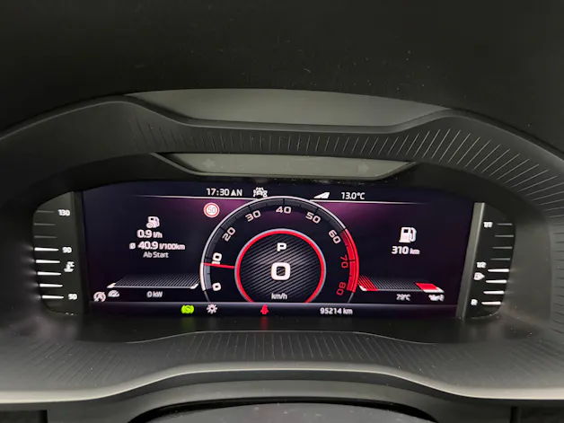 Škoda Kodiaq 2.0 TSI 4x4 Stahl Grau 7. Plätzer SportLine ★ 360° Kamera ★ Panoramadach ★ Keyless Go ★ AHK Schwenkbar ★