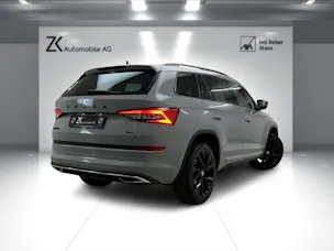 Škoda Kodiaq 2.0 TSI 4x4 Stahl Grau 7. Plätzer SportLine ★ 360° Kamera ★ Panoramadach ★ Keyless Go ★ AHK Schwenkbar ★