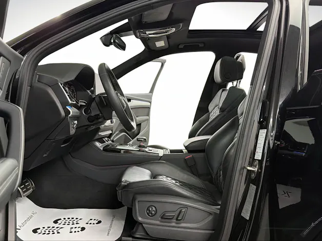 Audi Q5 Sportback 40 TDI S-Line 204PS Blackedition quattro S-tronic / 360° Kamera / Panoramadach / Head-Up / Keyless / B&O Sound /