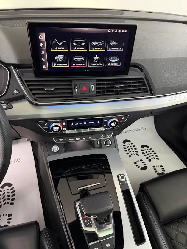 Audi Q5 Sportback 40 TDI S-Line 204PS Blackedition quattro S-tronic / 360° Kamera / Panoramadach / Head-Up / Keyless / B&O Sound /