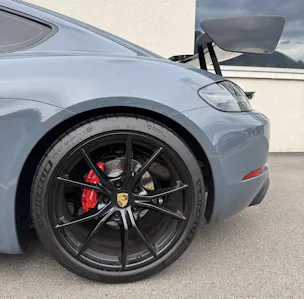 Porsche 718 Cayman GTS Graphitblau 2.5 [ Handgeschaltet ] [ Carbon Heckspoiler DTC Gutachten ]