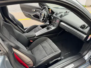 Porsche 718 Cayman GTS Graphitblau 2.5 [ Handgeschaltet ] [ Carbon Heckspoiler DTC Gutachten ]