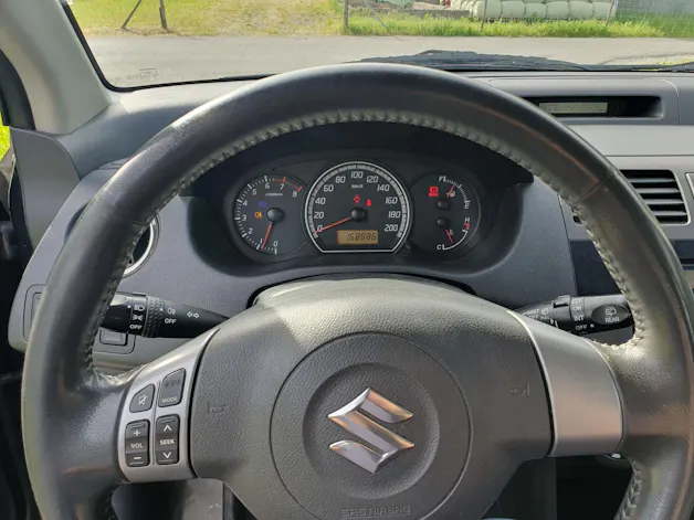 Suzuki Swift 1.3 GL Top Piz Sulai 4WD
