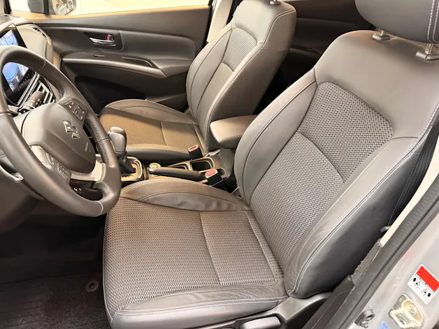 Suzuki S-Cross 1.4 Compact Top Hybrid