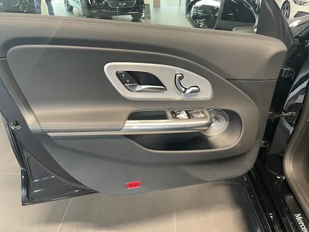 Mercedes-Benz CLA 220 8G-DCT 4Matic